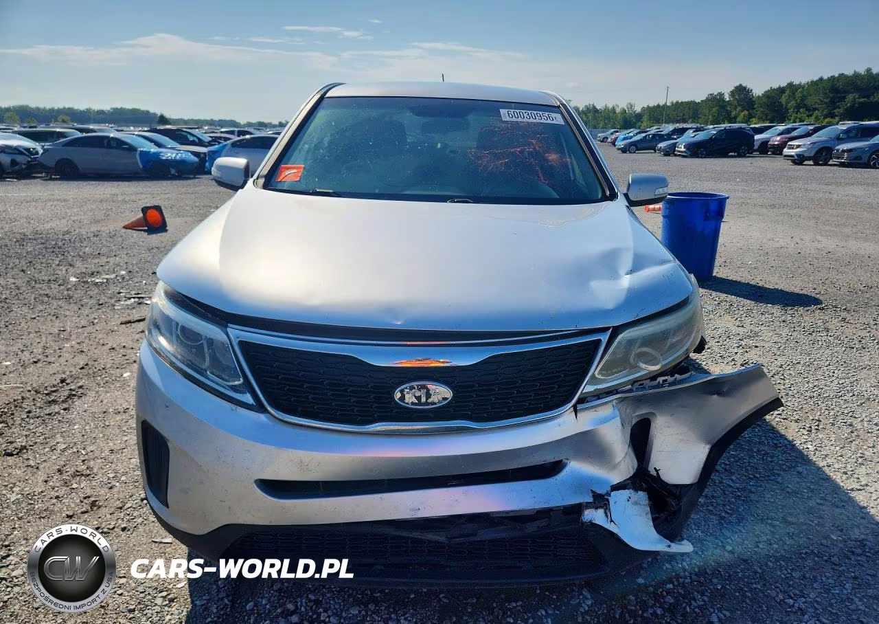 2014 Kia Sorento Lx VIN:5XYKT3A62EG520268 - 5
