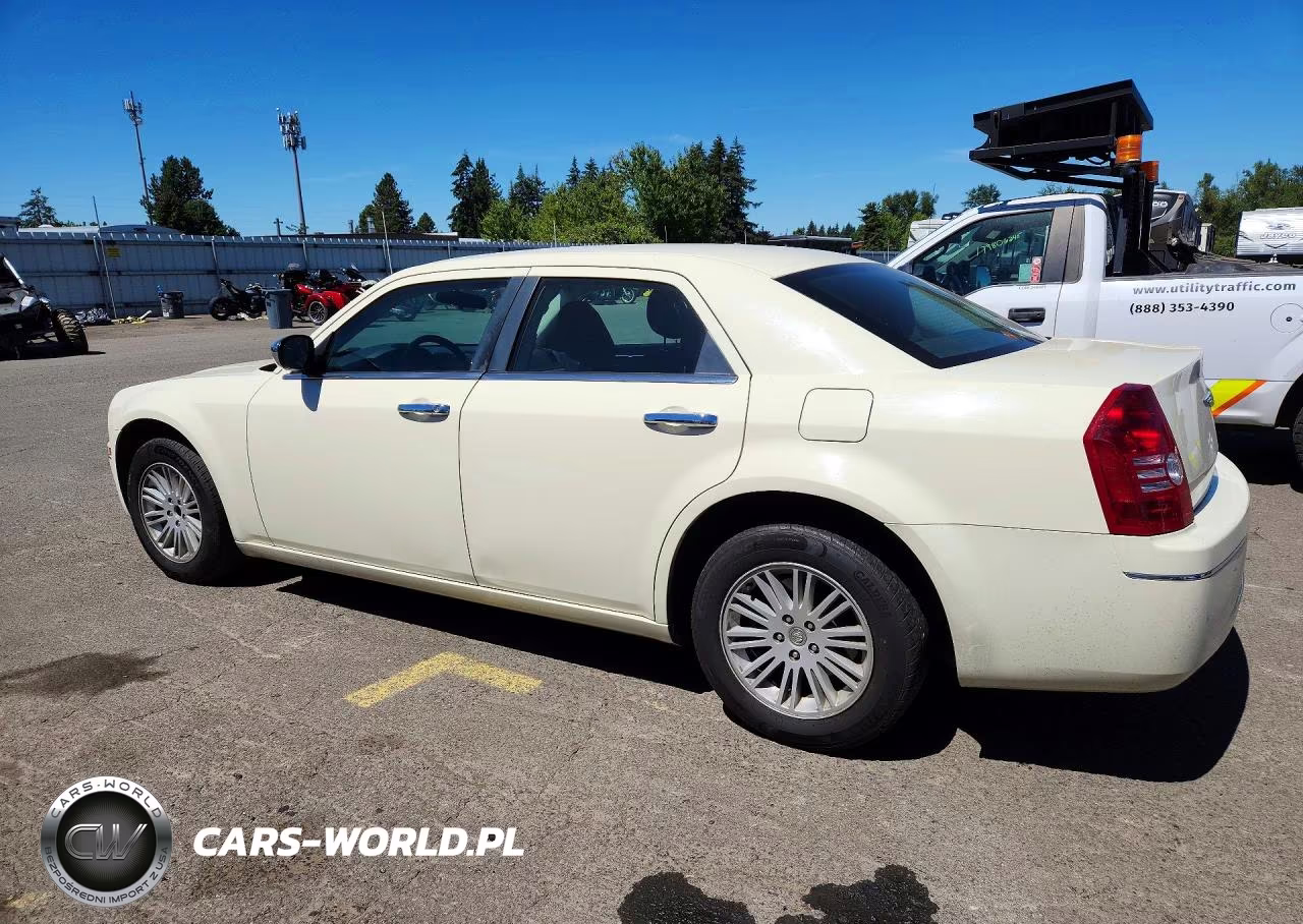 2010 Chrysler 300 Touring VIN:2C3CA4CDXAH307211 - 2