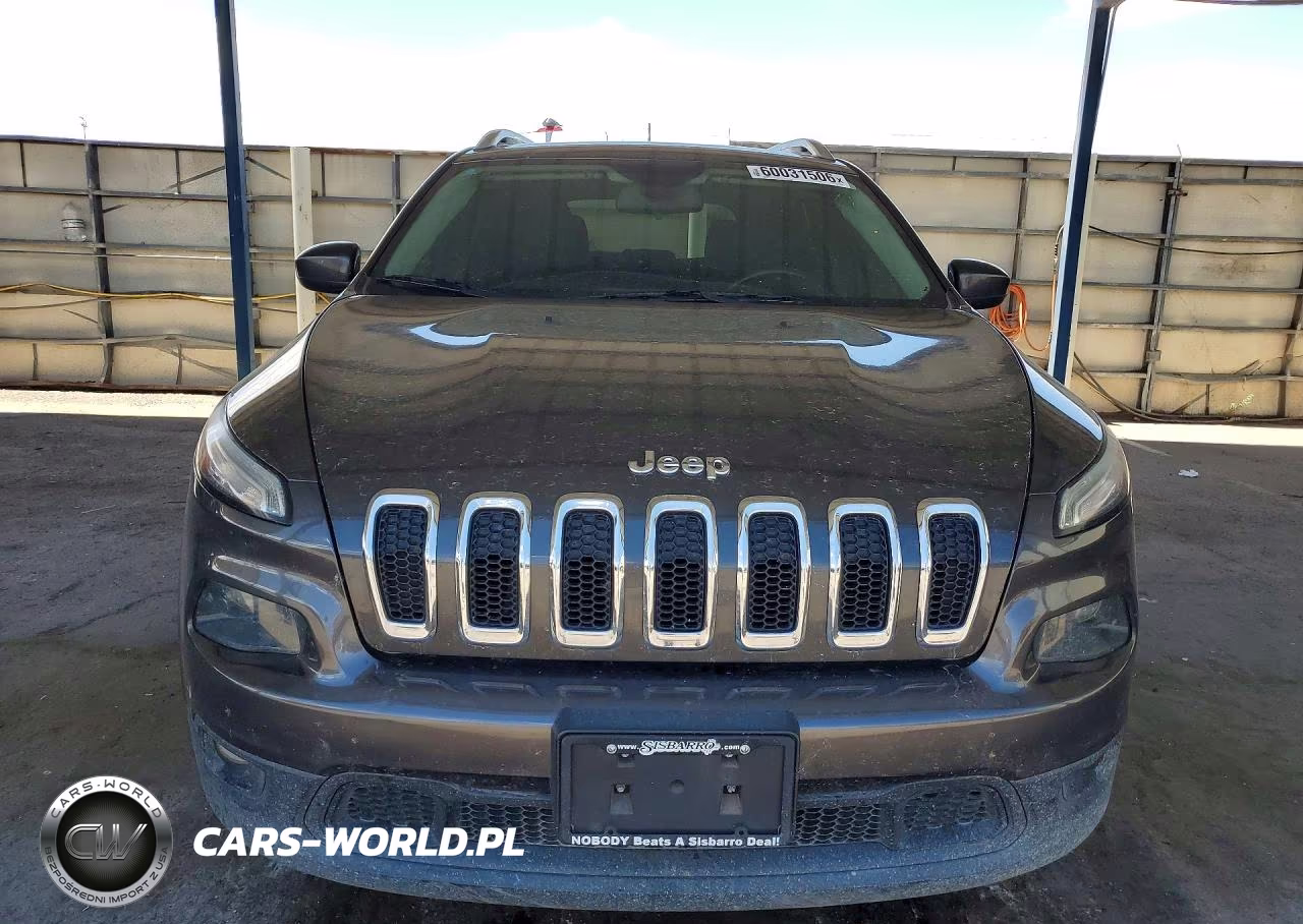 2017 Jeep Cherokee Latitude VIN:1C4PJMCB1HW631025 - 5