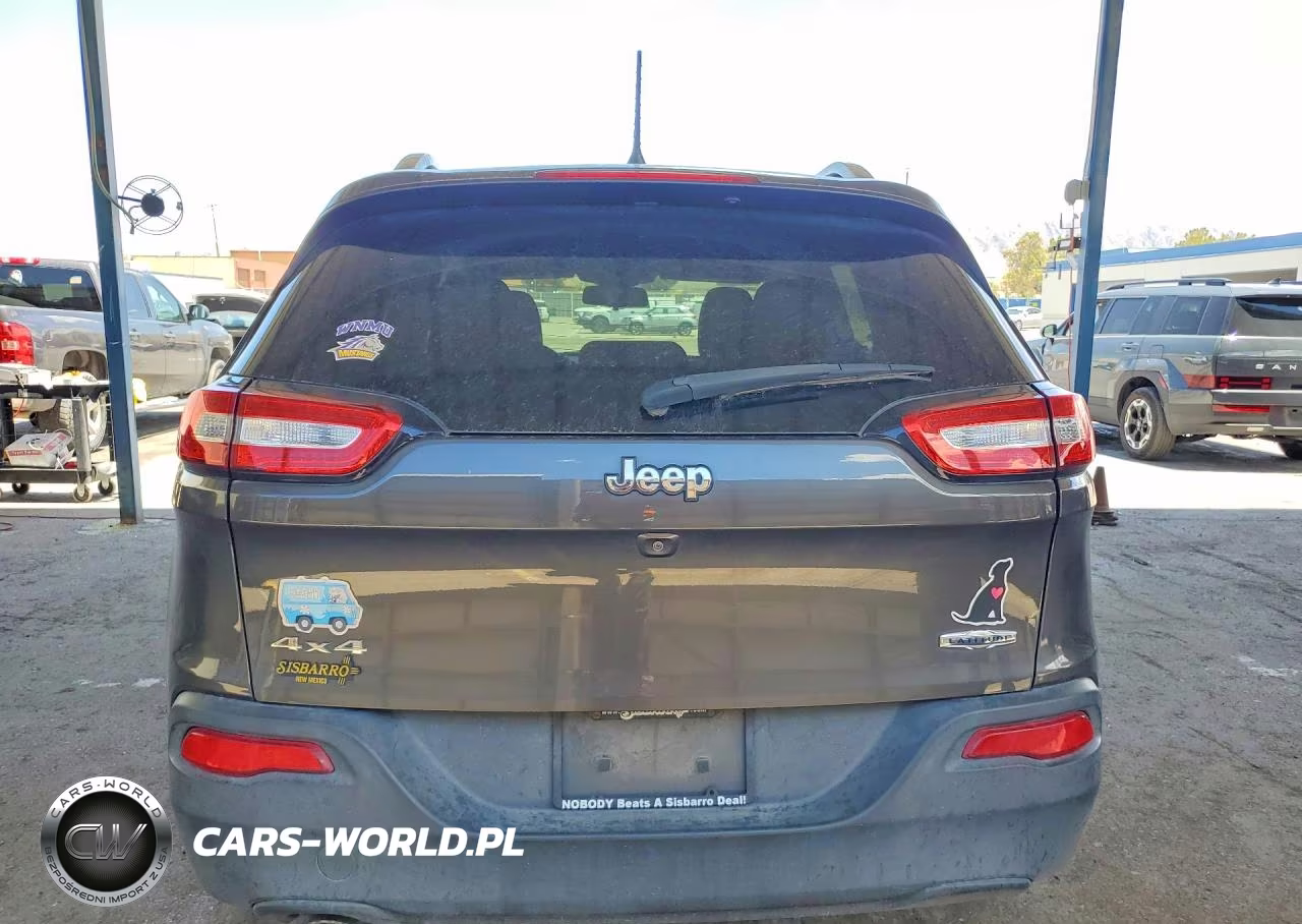 2017 Jeep Cherokee Latitude VIN:1C4PJMCB1HW631025 - 6