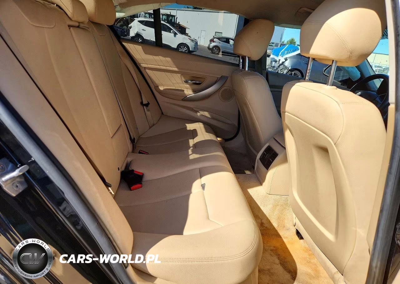2016 BMW 320 Xi VIN:WBA8E5G55GNT41620 - 10