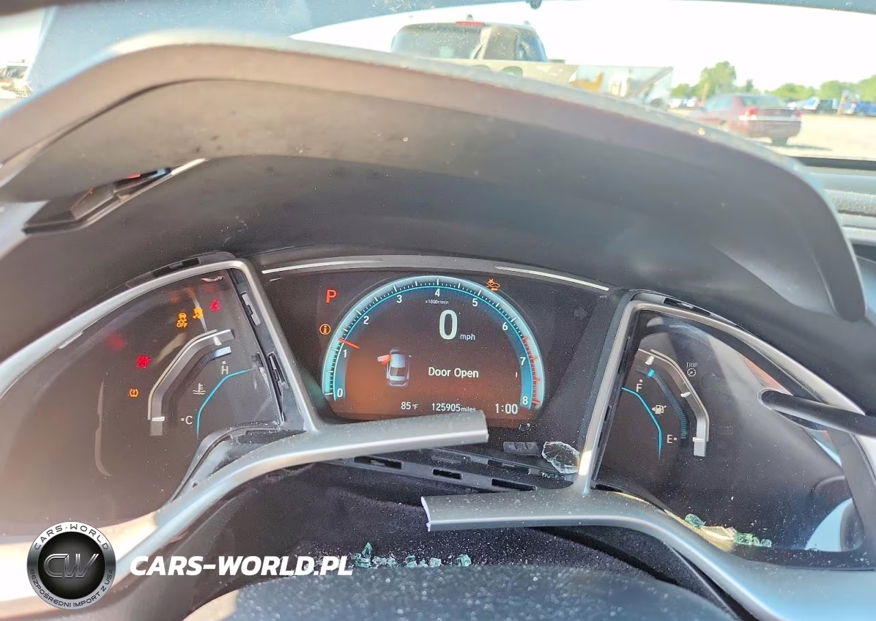 2016 Honda Civic Touring VIN:19XFC1F9XGE013157 - 9