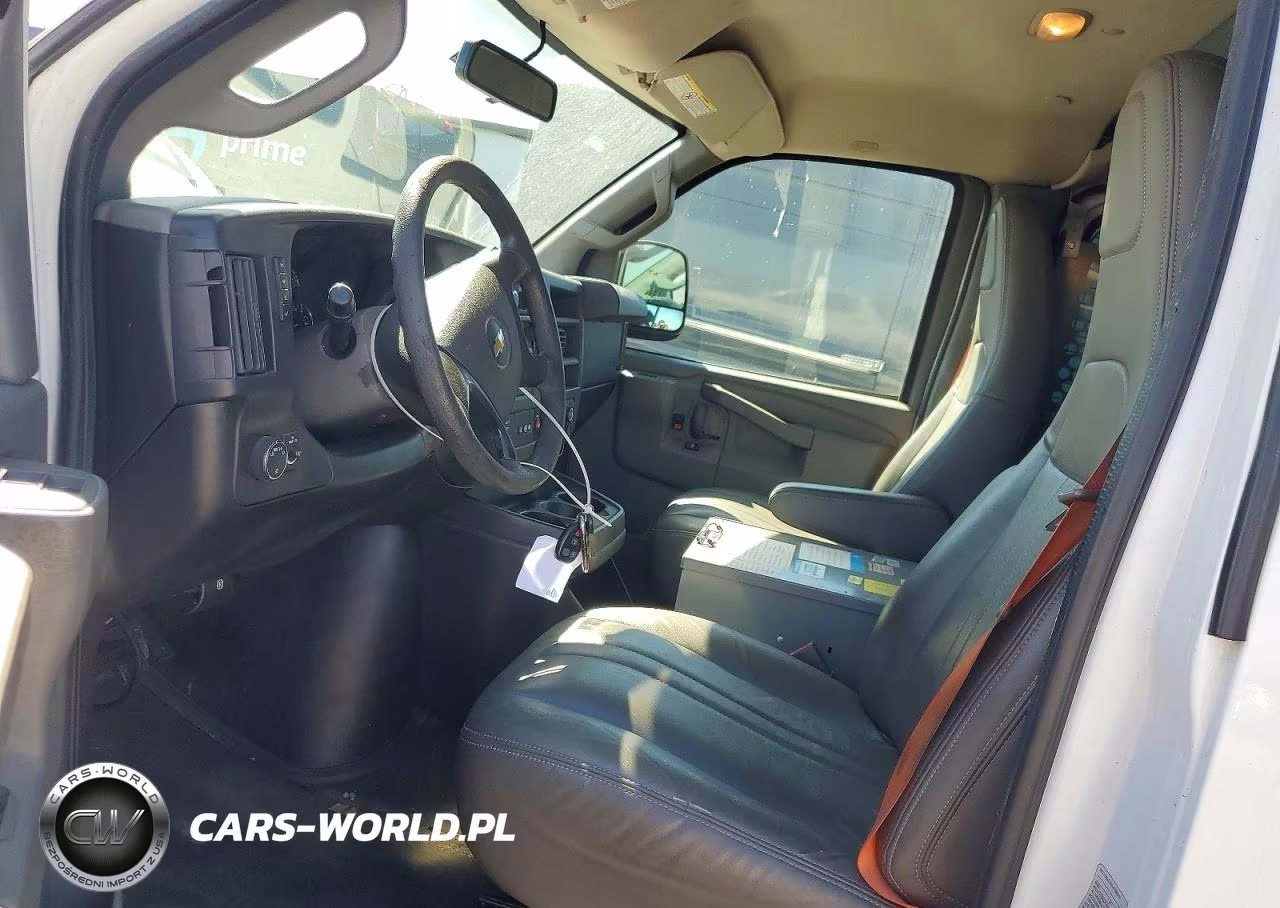 2016 Chevrolet Express 25 VIN:1GCWGAFF5G1197114 - 7