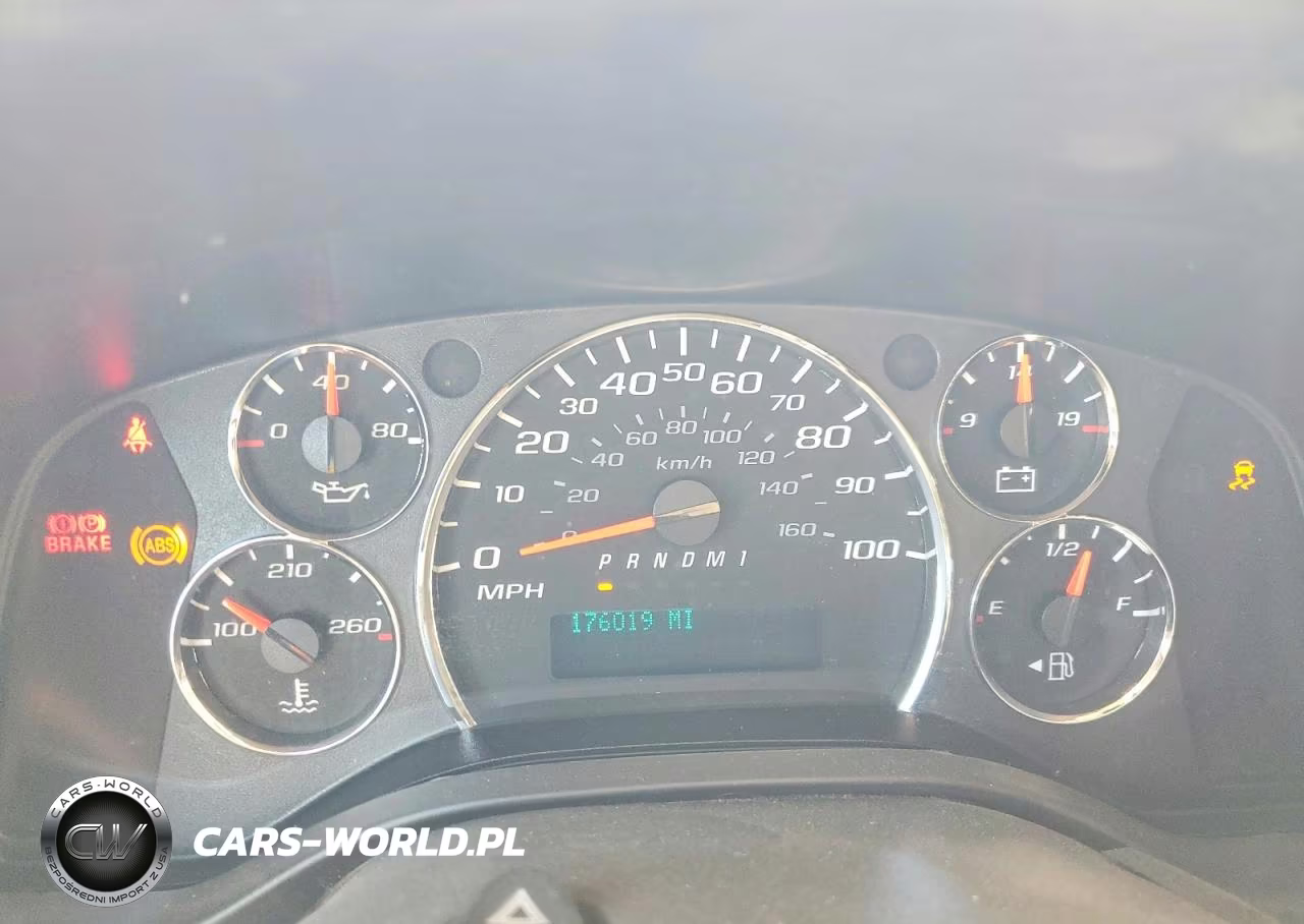 2016 Chevrolet Express 25 VIN:1GCWGAFF5G1197114 - 9