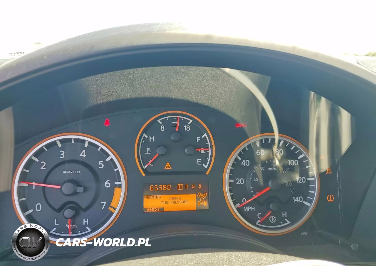 2013 Nissan Titan Sv VIN:1N6AA0EC1DN306165 - 9