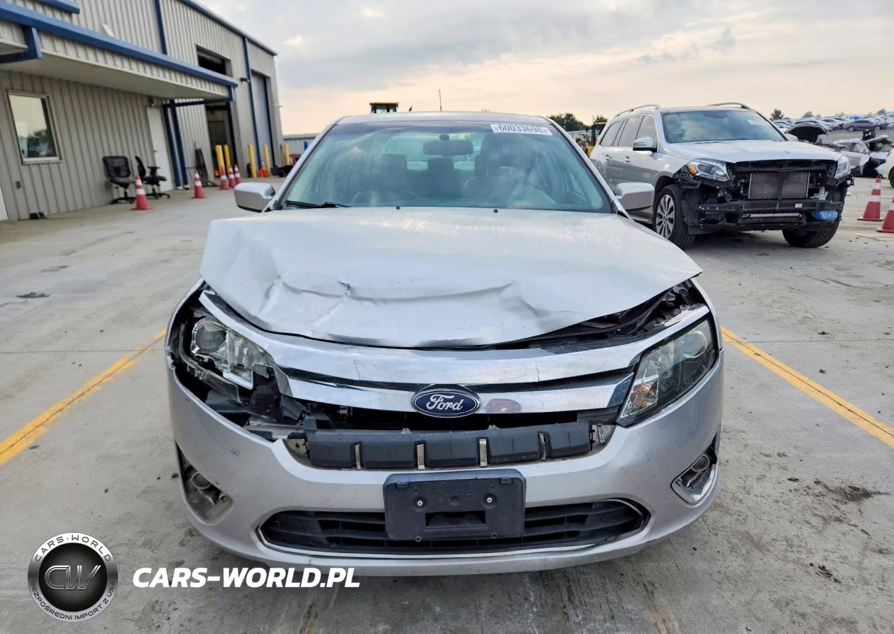 2010 Ford Fusion Hybrid VIN:3FADP0L3XAR318377 - 5
