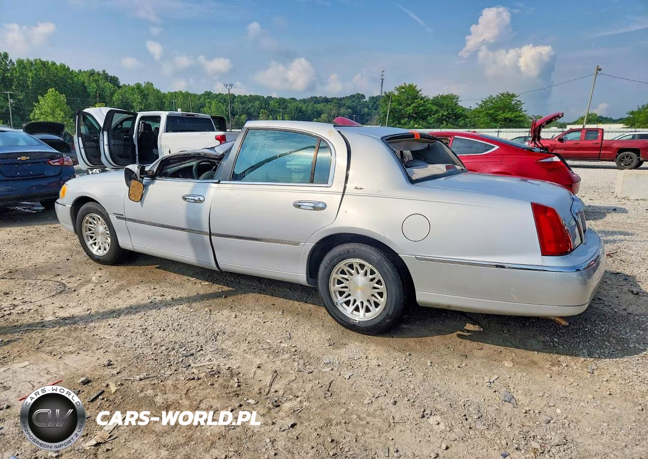 1998 Lincoln Town Car Cartier VIN:1LNFM83W6WY630754 - 2