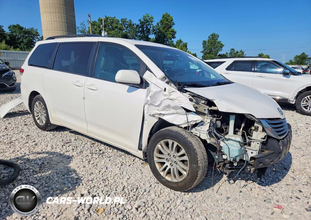 2014 Toyota Sienna Xle 8-Passenger VIN:5TDYK3DC6ES421325 - 4