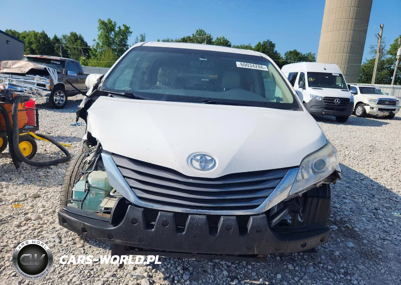 2014 Toyota Sienna Xle 8-Passenger VIN:5TDYK3DC6ES421325 - 5