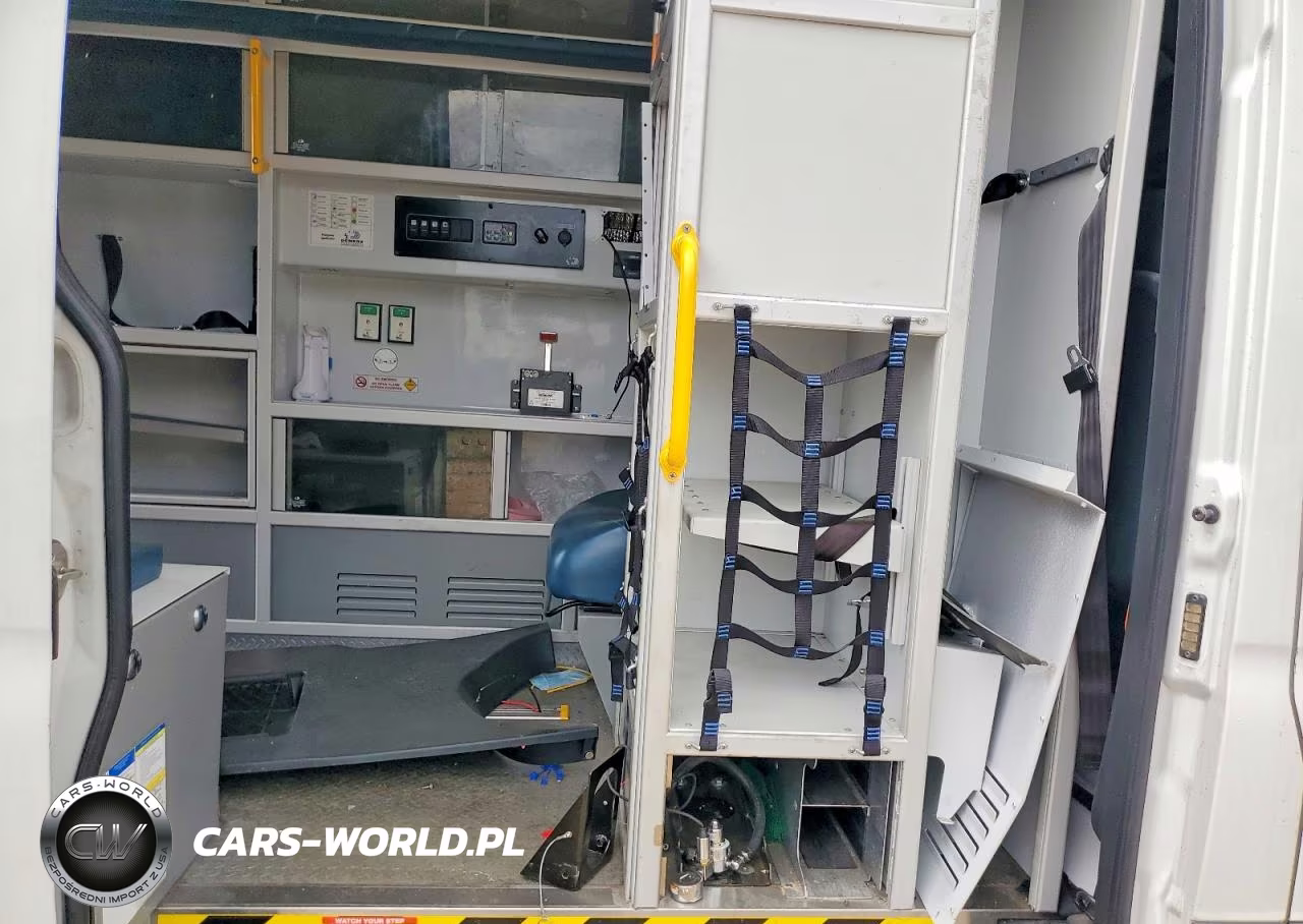 2019 Mercedes-Benz Sprinter 2500 VIN:WD4PF0CD7KP039020 - 11