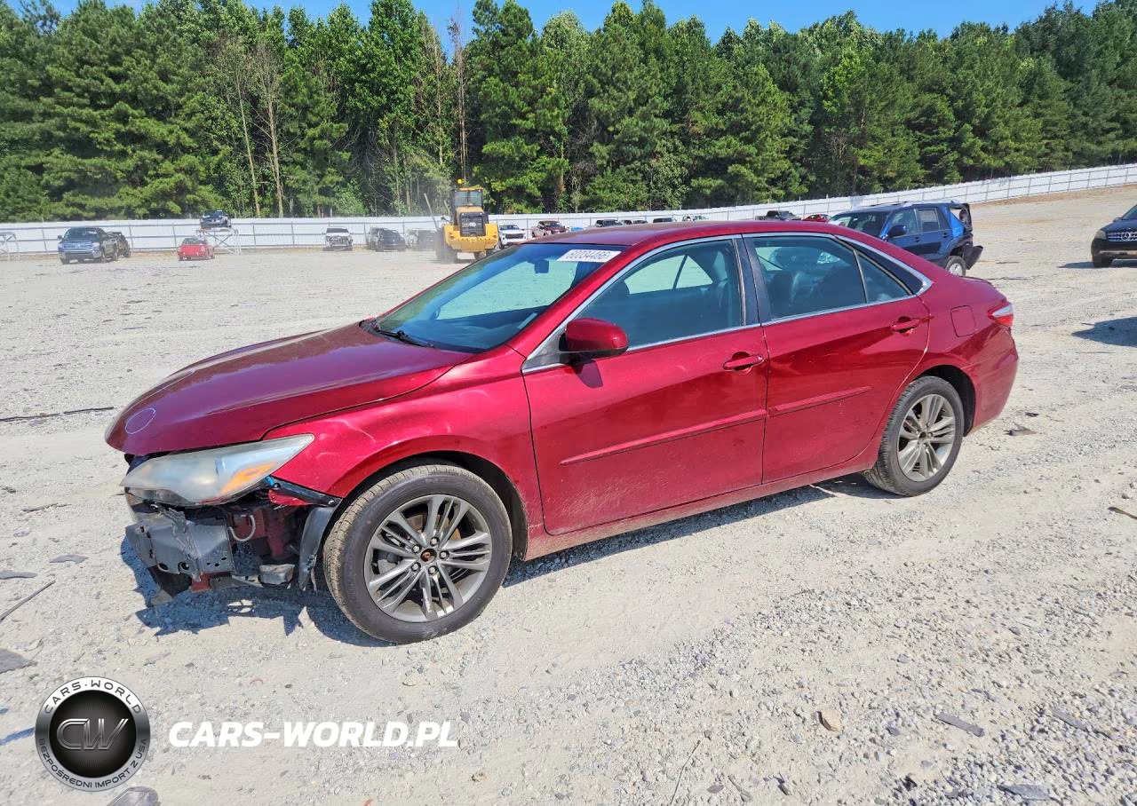 2015 Toyota Camry Se – zdjęcie 1 z 13
