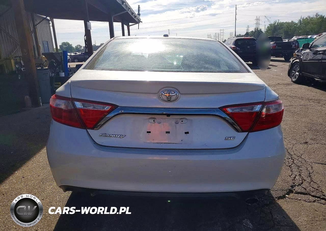 2017 Toyota Camry Se VIN:4T1BF1FK3HU416646 - 6