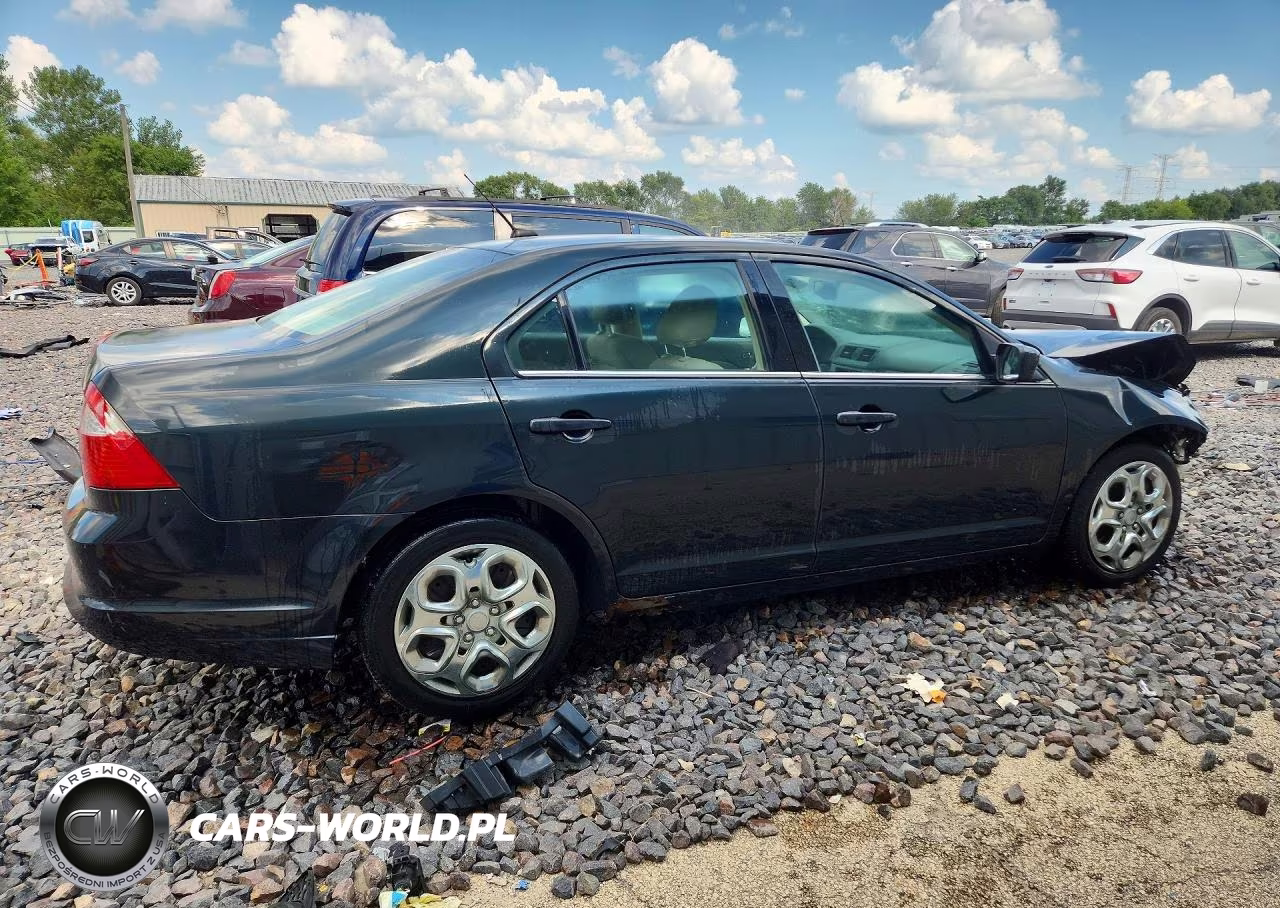 2010 Ford Fusion Se VIN:3FAHP0HA8AR281841 - 3