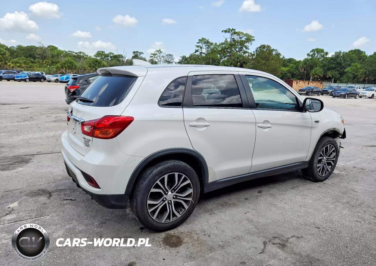 2018 Mitsubishi Outlander Sport Es VIN:JA4AP3AU8JZ011676 - 3