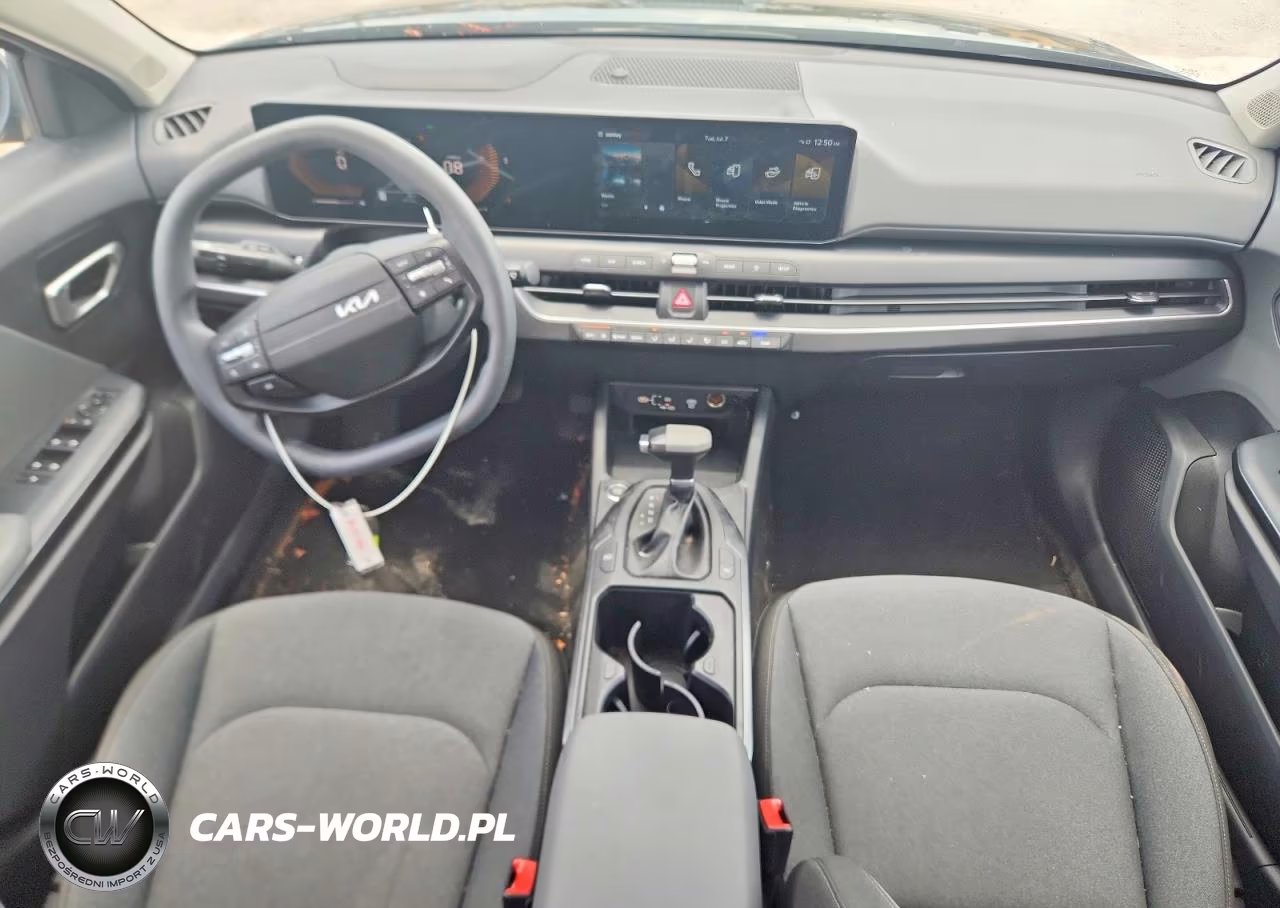 2025 Kia K4 Lxs VIN:3KPFT4DE8SE094475 - 8