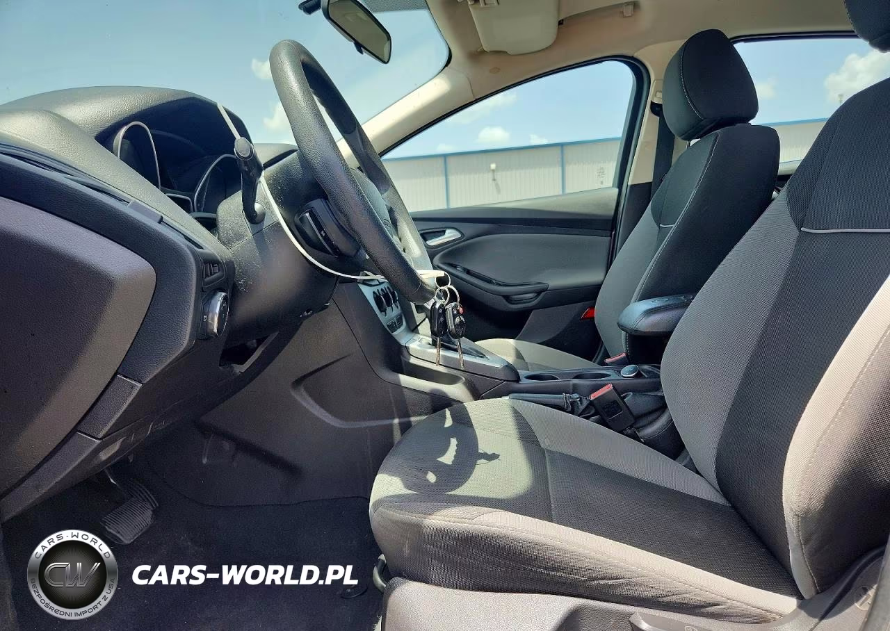 2014 Ford Focus Se VIN:1FADP3K21EL252090 - 7