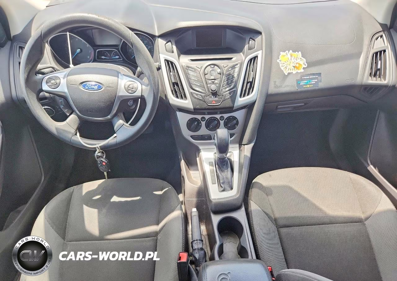 2014 Ford Focus Se VIN:1FADP3K21EL252090 - 8