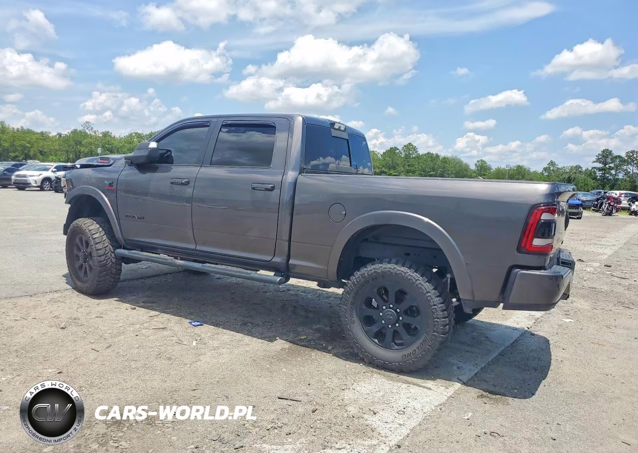 2020 Ram 2500 Laramie VIN:3C6UR5FL1LG244107 - 2
