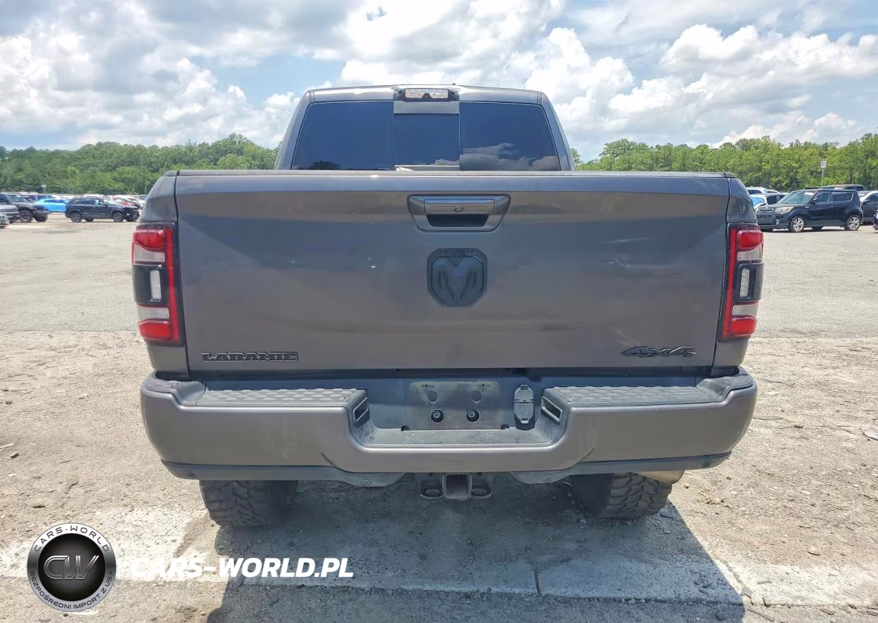 2020 Ram 2500 Laramie VIN:3C6UR5FL1LG244107 - 6