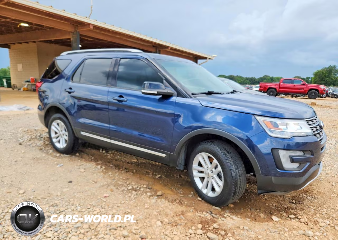 2016 Ford Explorer Xlt VIN:1FM5K7DH7GGB84102 - 4