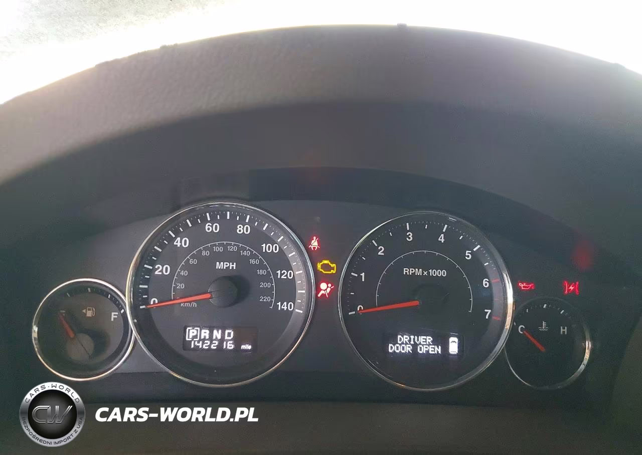 2008 Jeep Grand Cherokee Laredo VIN:1J8GR48K78C157075 - 9
