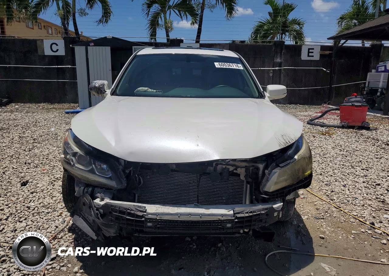 2017 Honda Accord Exl VIN:1HGCR3F87HA019122 - 5