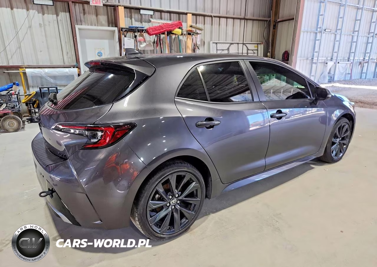 2023 Toyota Corolla Xse VIN:JTNC4MBE9P3206570 - 3