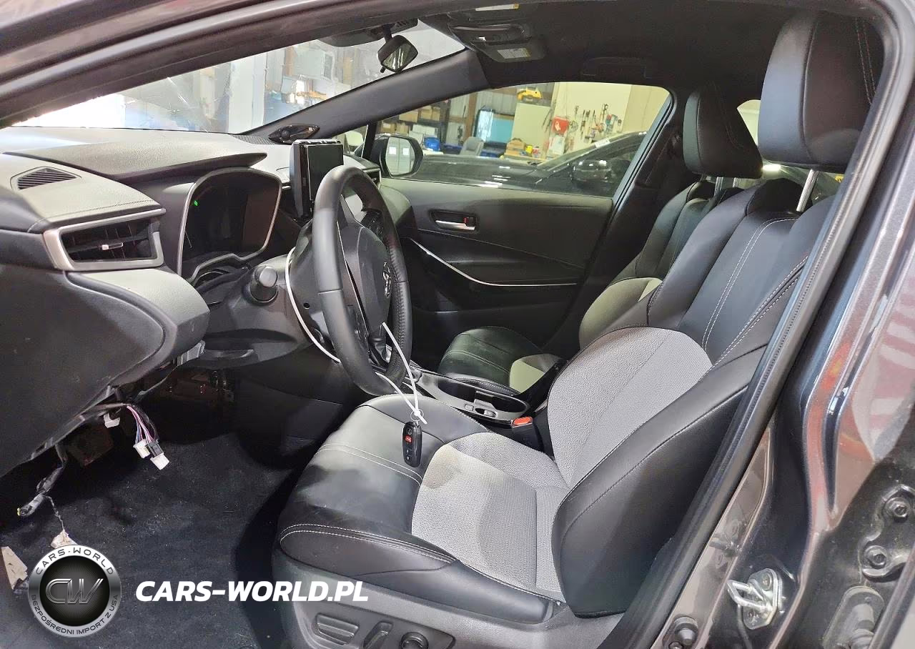 2023 Toyota Corolla Xse VIN:JTNC4MBE9P3206570 - 7