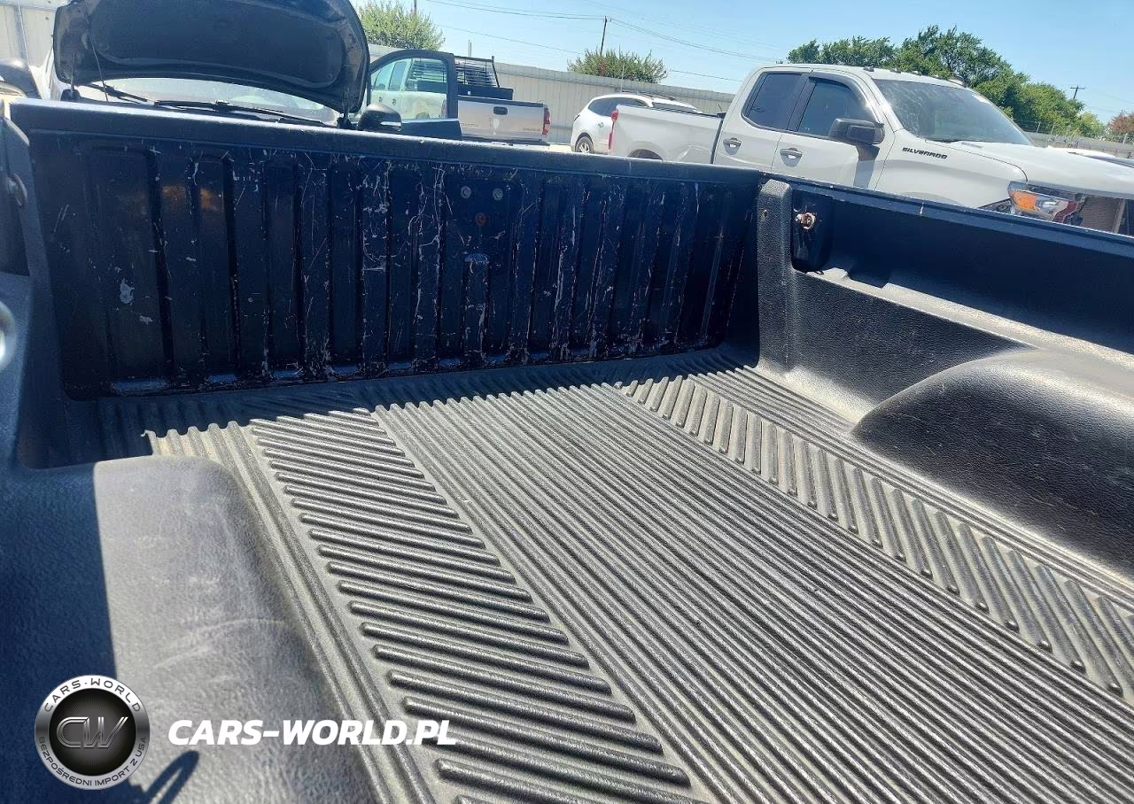 2006 Chevrolet Silverado C1500 VIN:3GCEC14X06G187934 - 10