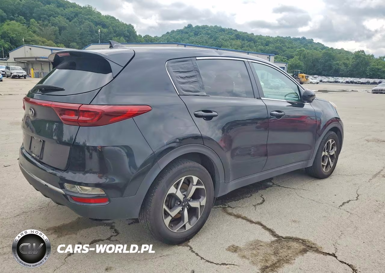 2020 Kia Sportage Lx VIN:KNDPM3AC8L7749492 - 3