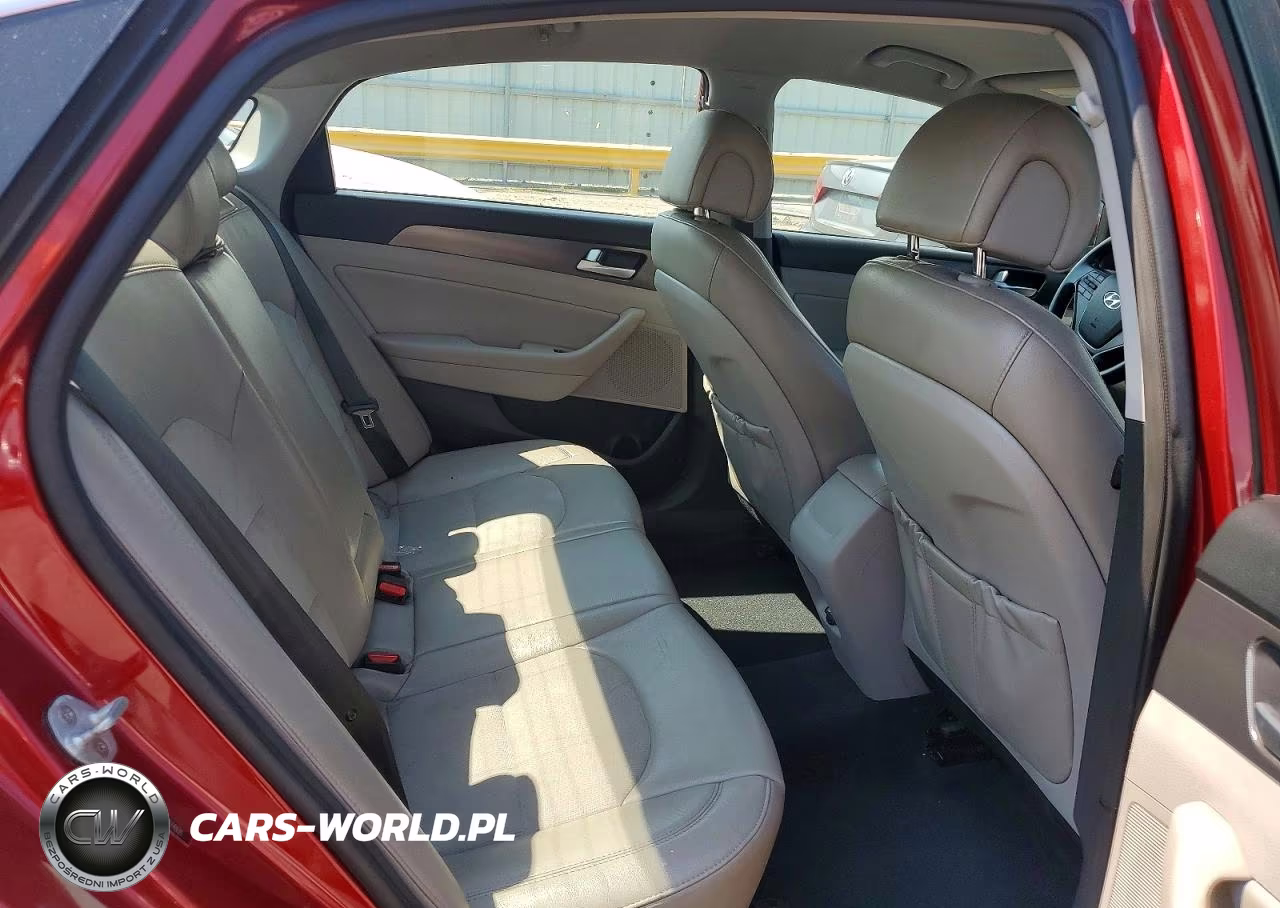 2015 Hyundai Sonata Sport VIN:5NPE34AF4FH074931 - 10