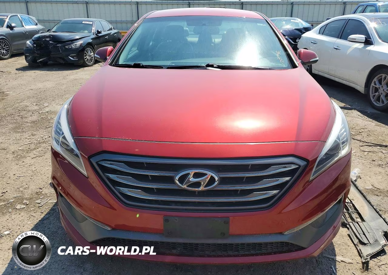 2015 Hyundai Sonata Sport VIN:5NPE34AF4FH074931 - 5