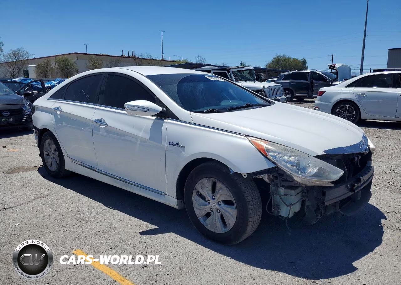 2014 Hyundai Sonata Hybrid VIN:KMHEC4A43EA116716 - 4