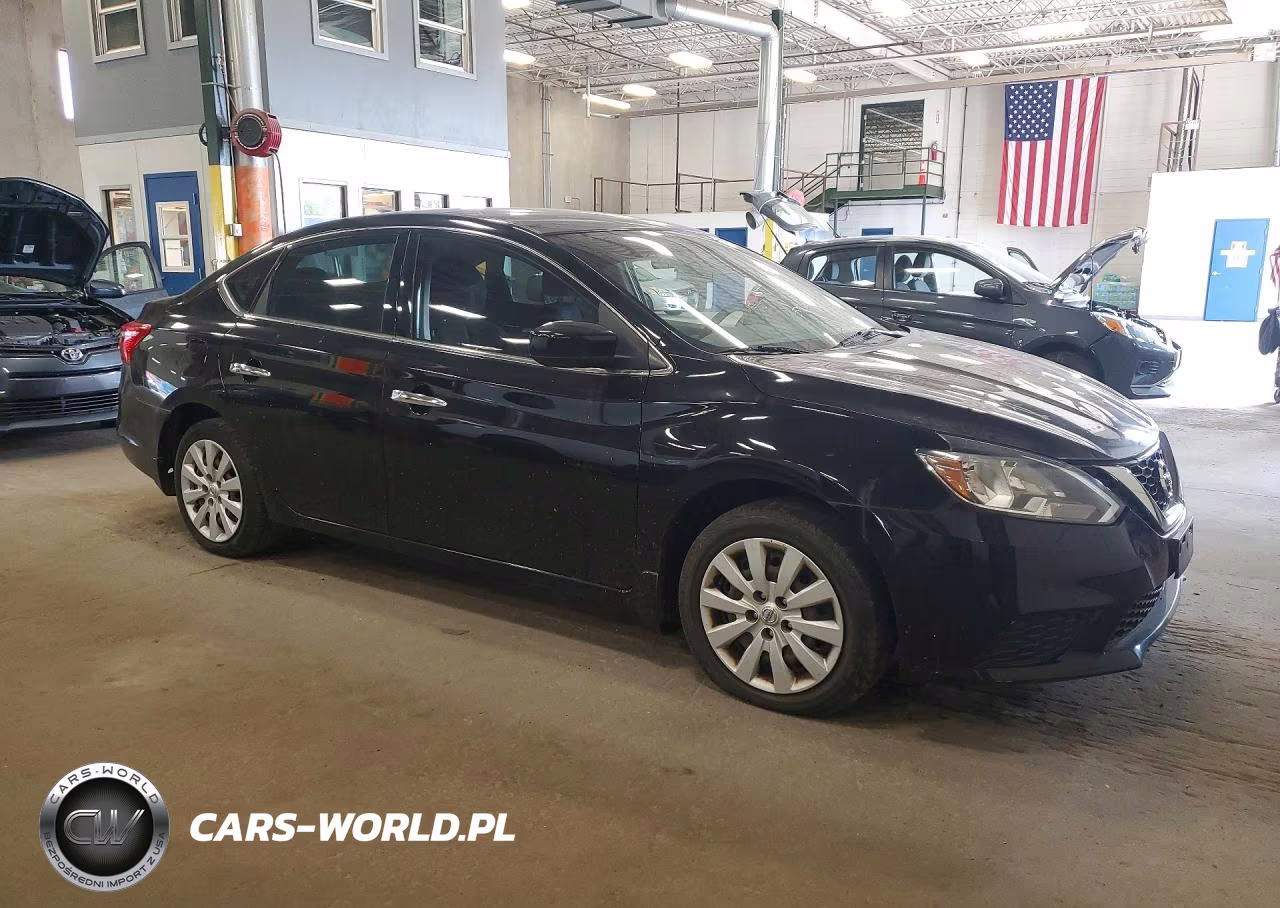 2018 Nissan Sentra S VIN:3N1AB7APXJY340205 - 4