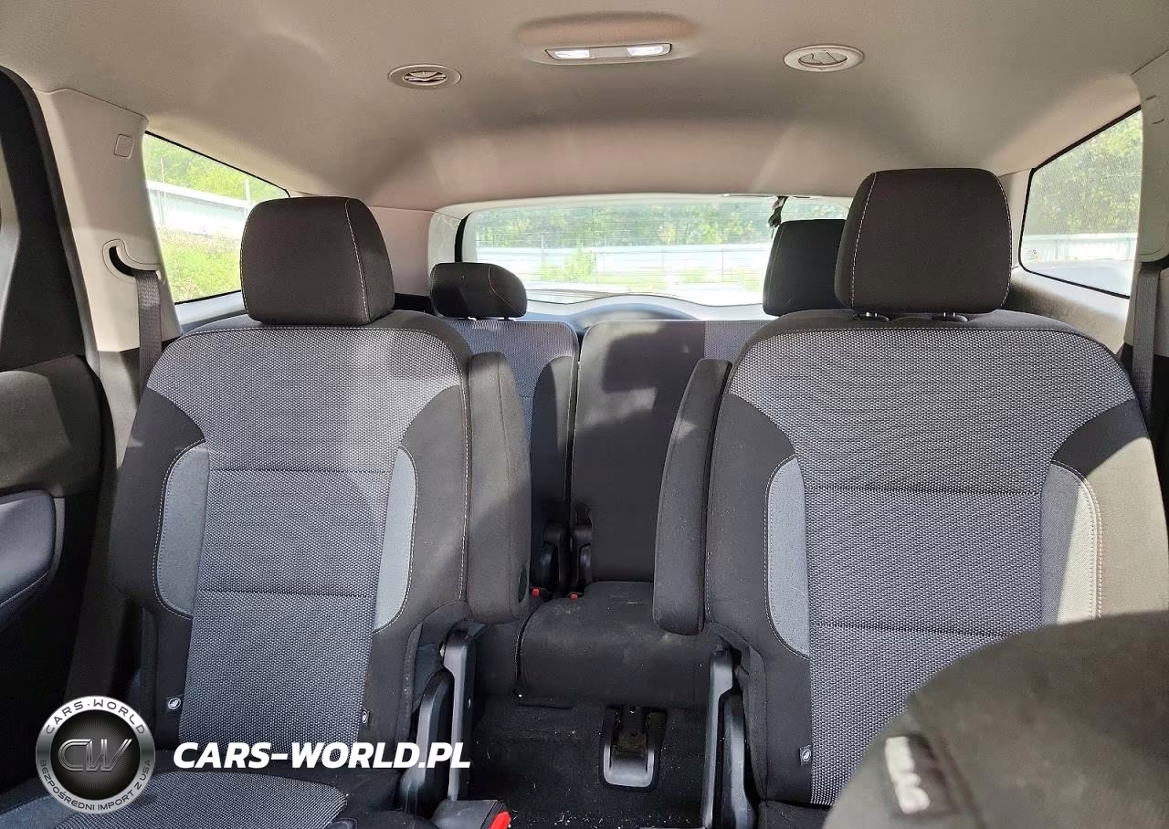 2019 Buick Enclave VIN:5GAERAKW9KJ196084 - 10