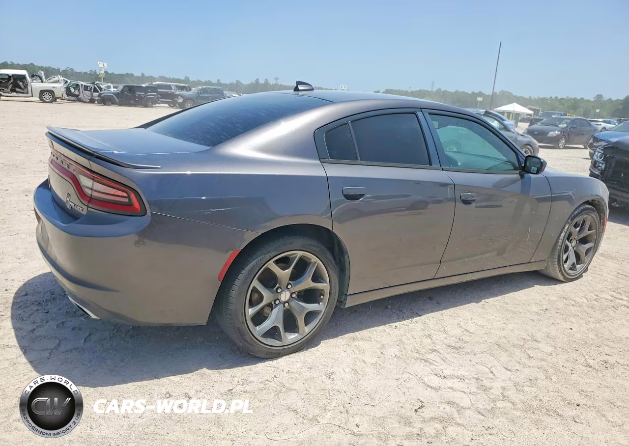 2015 Dodge Charger Sxt VIN:2C3CDXHGXFH863358 - 3