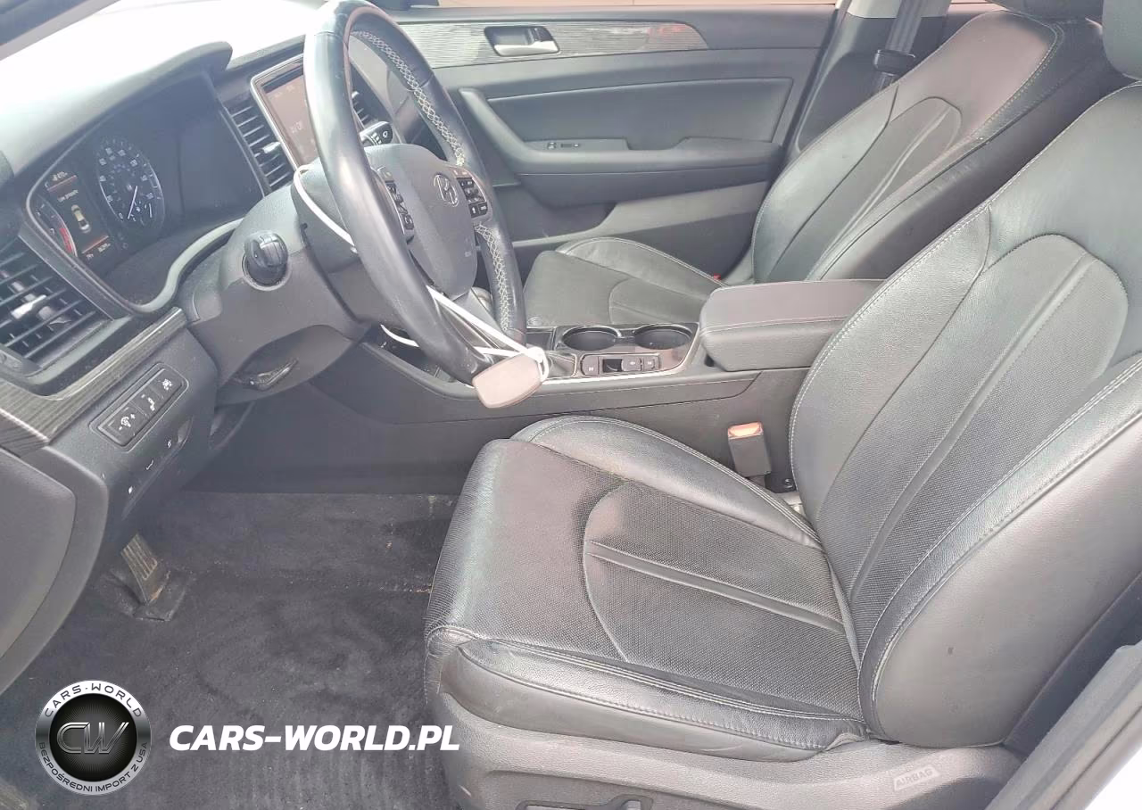 2019 Hyundai Sonata VIN:5NPE34AF2KH820710 - 7