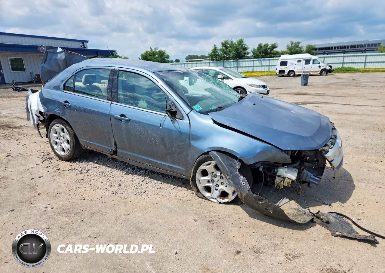2011 Ford Fusion VIN:3FAHP0HA7BR336877 - 4