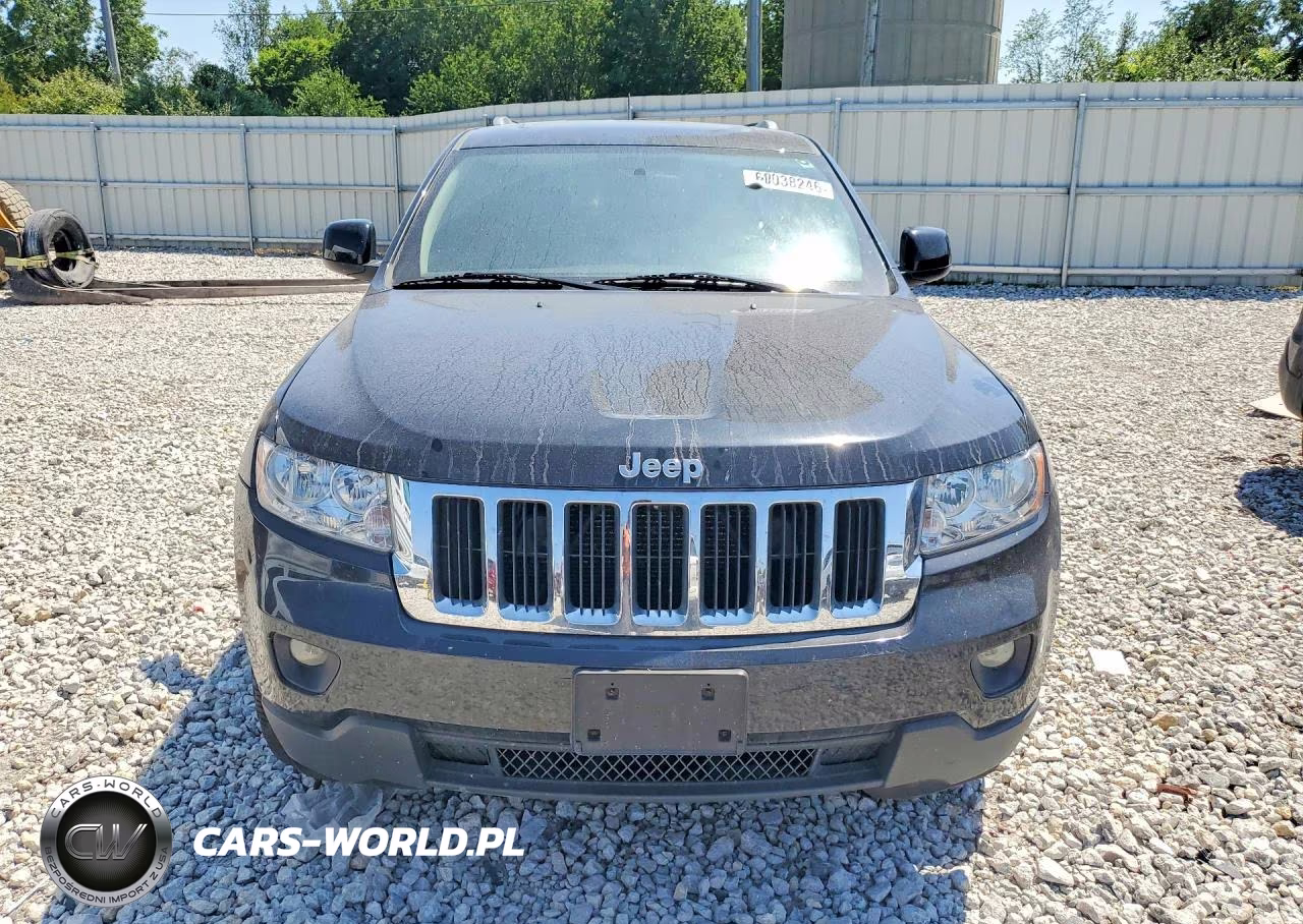 2012 Jeep Grand Cherokee Laredo VIN:1C4RJFAG6CC132976 - 5