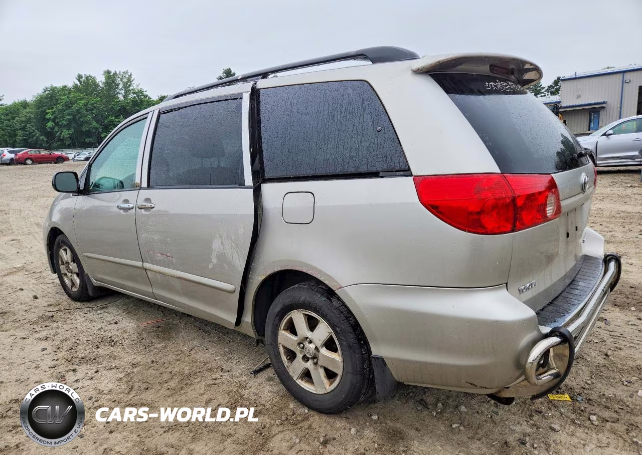 2009 Toyota Sienna Le 7-Passenger VIN:5TDZK23C09S262615 - 2