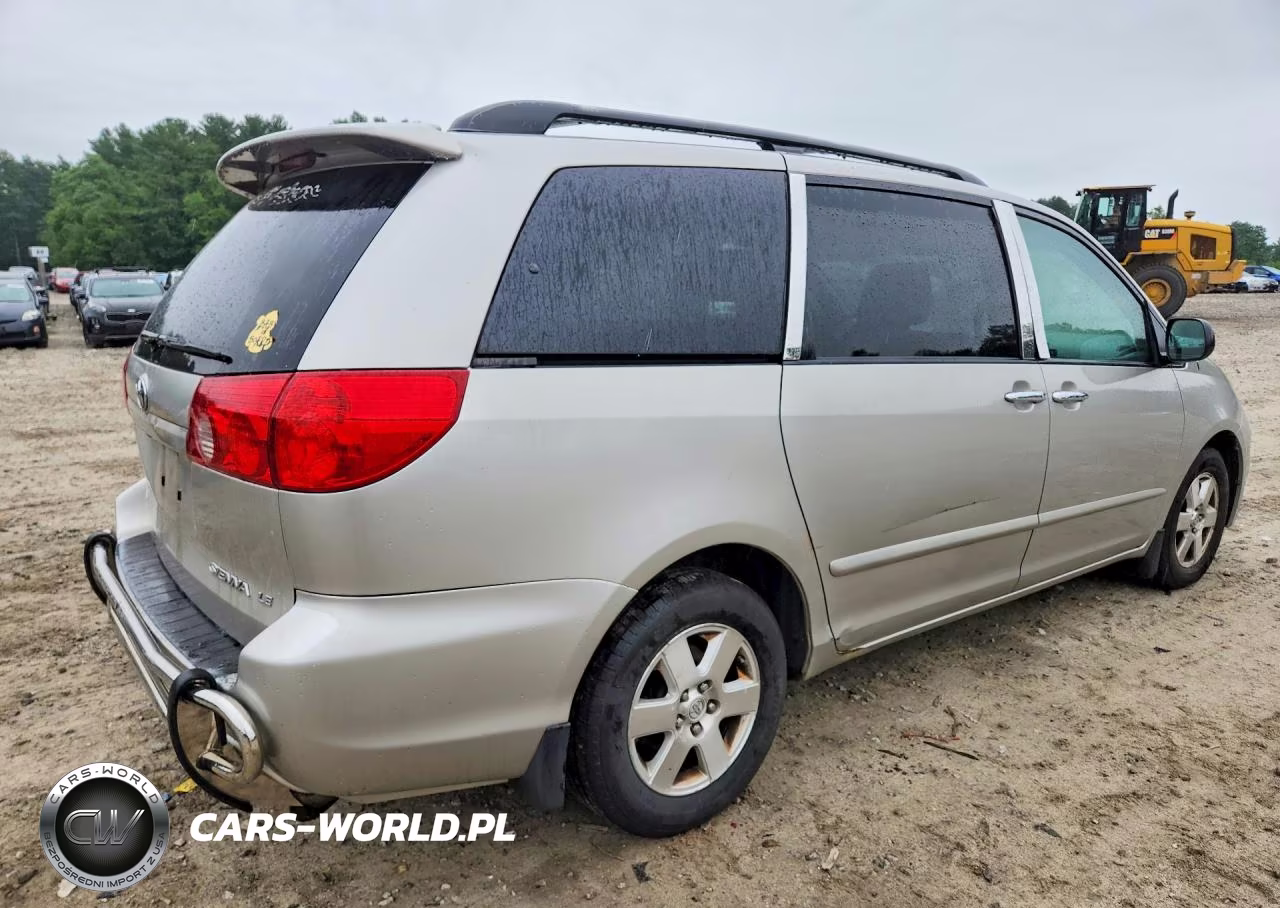 2009 Toyota Sienna Le 7-Passenger VIN:5TDZK23C09S262615 - 3