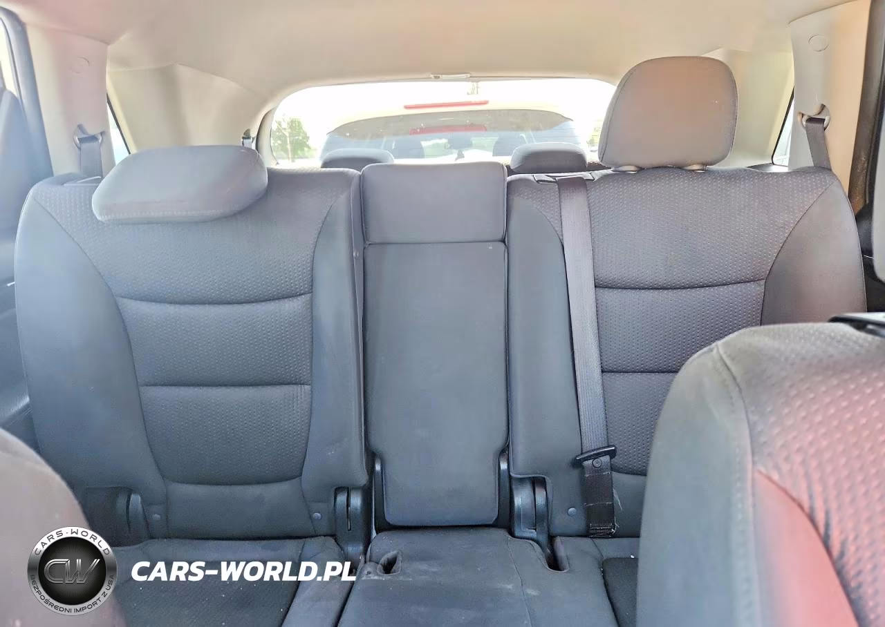 2011 Kia Sorento Lx VIN:5XYKT4A18BG155942 - 10