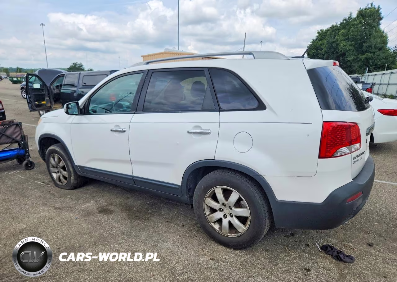2011 Kia Sorento Lx VIN:5XYKT4A18BG155942 - 2