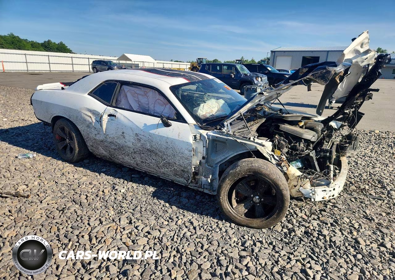 2018 Dodge Challenger Sxt VIN:2C3CDZAG1JH242220 - 4