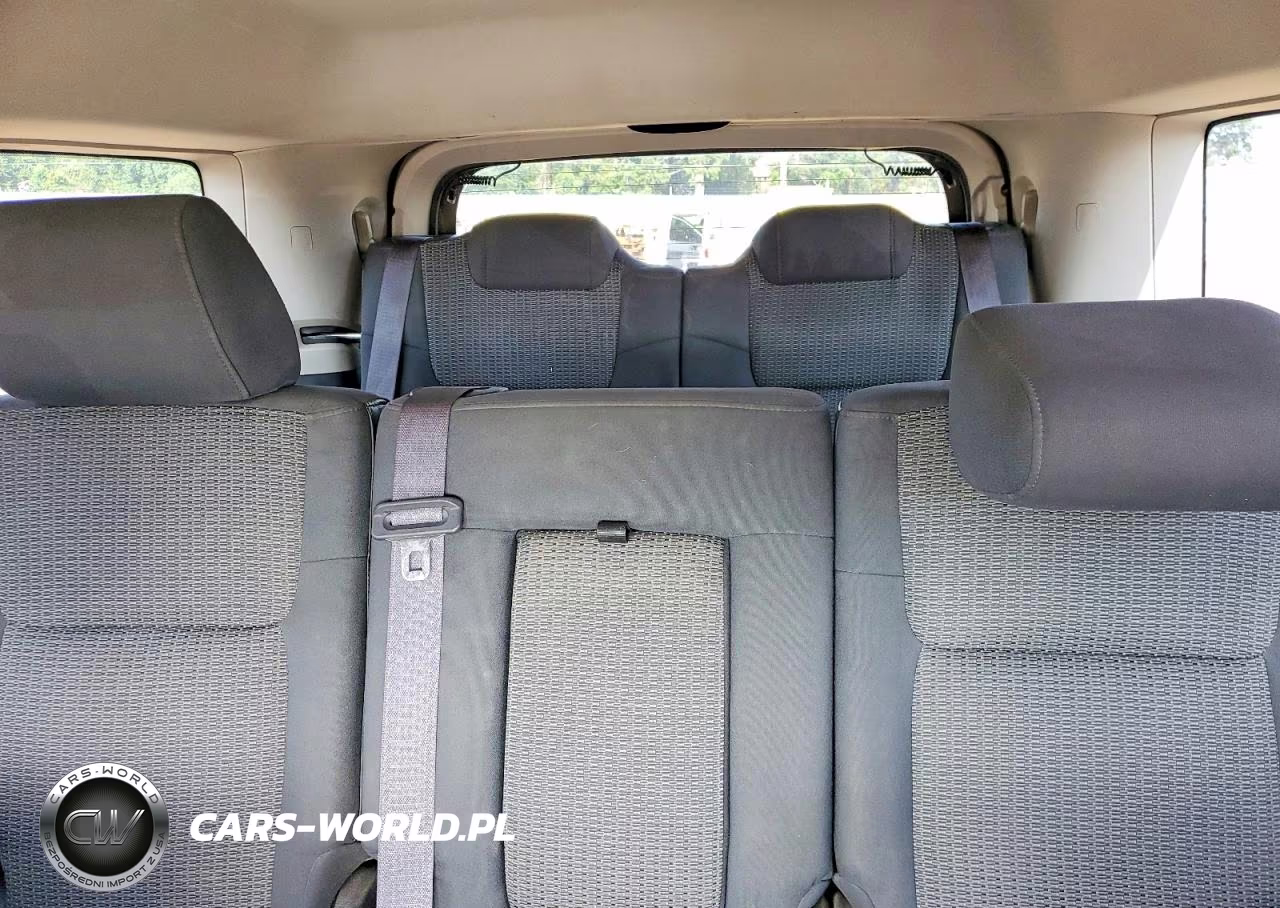 2008 Jeep Commander Sport VIN:1J8HH48K18C125682 - 10