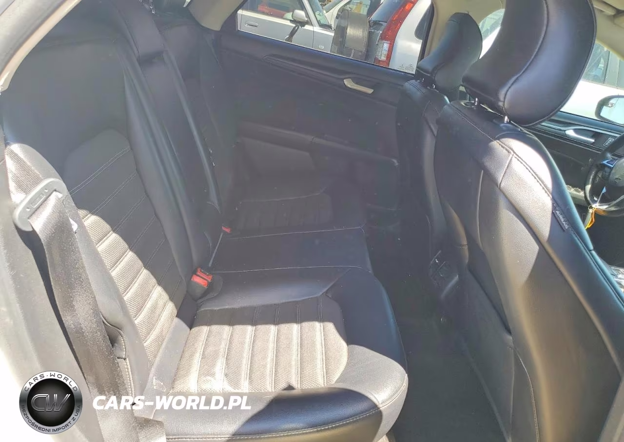 2018 Ford Fusion Se Hybrid VIN:3FA6P0LU4JR249364 - 10