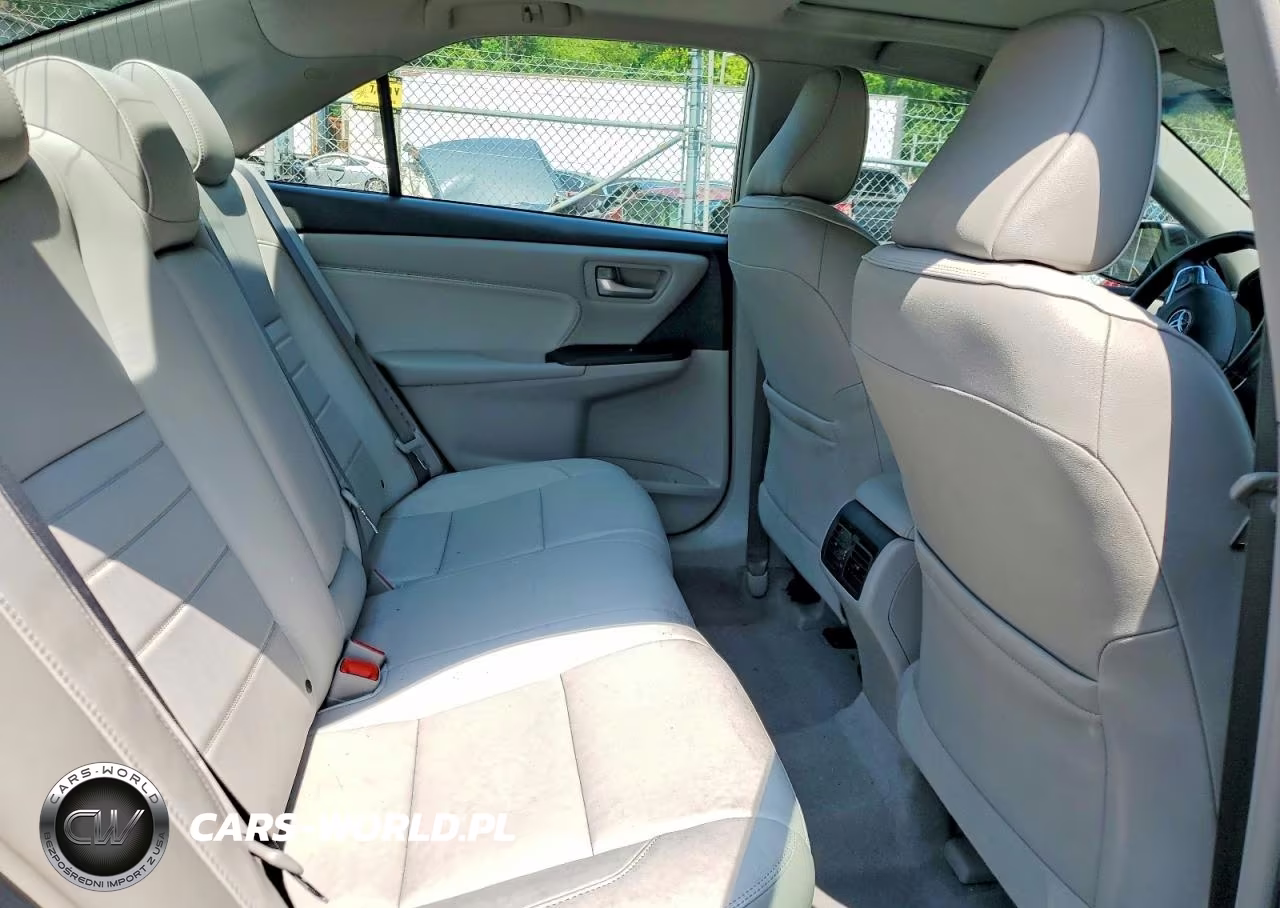 2017 Toyota Camry Hybrid Xle VIN:4T1BD1FK0HU205829 - 10
