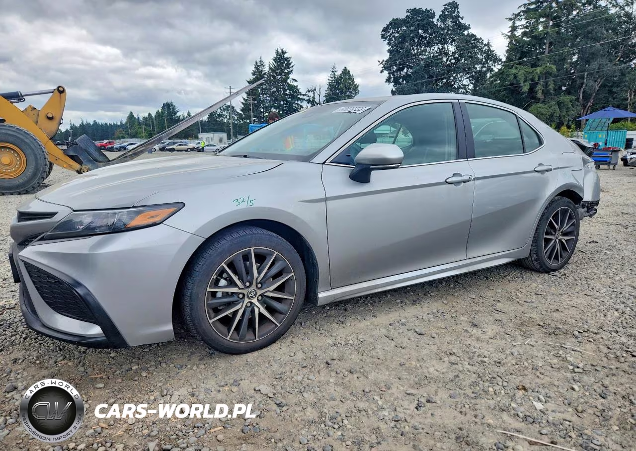 2021 Toyota Camry Se – zdjęcie 1 z 13