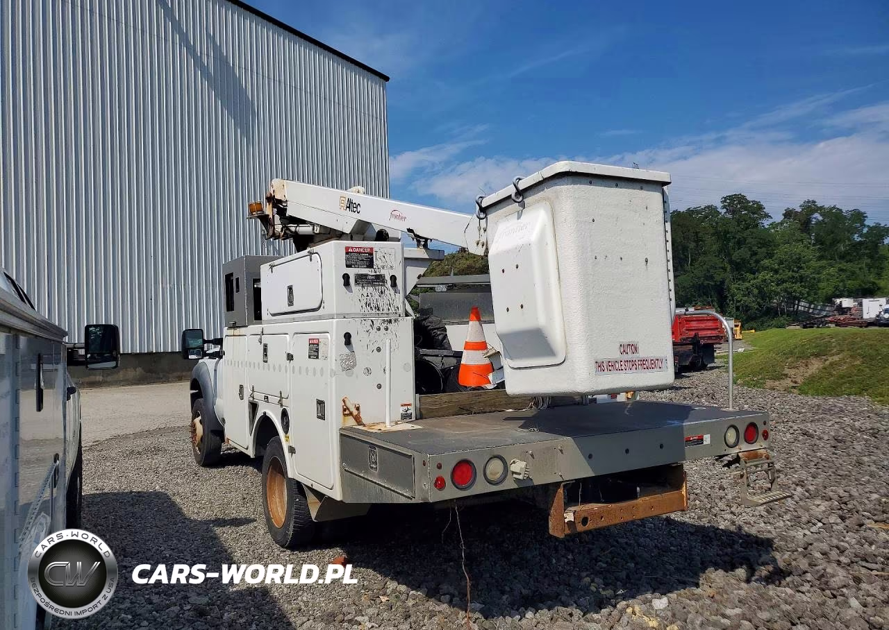 2011 Ford F450 Super Duty Bucket Truck VIN:1FDUF4GY4BEB42890 - 2