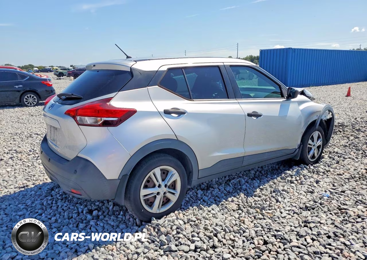 2020 Nissan Kicks S VIN:3N1CP5BV7LL532385 - 3